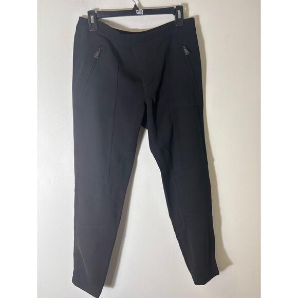 Vince Black Flat Tab Front Slacks Sz 4 - Picture 1 of 3